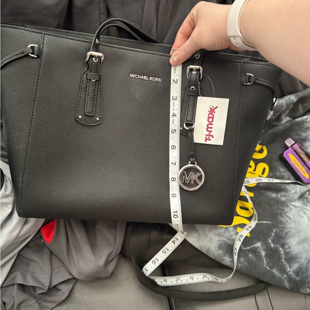 Michael Kors Black Saffiano Leather Tote - Picture 5 of 6